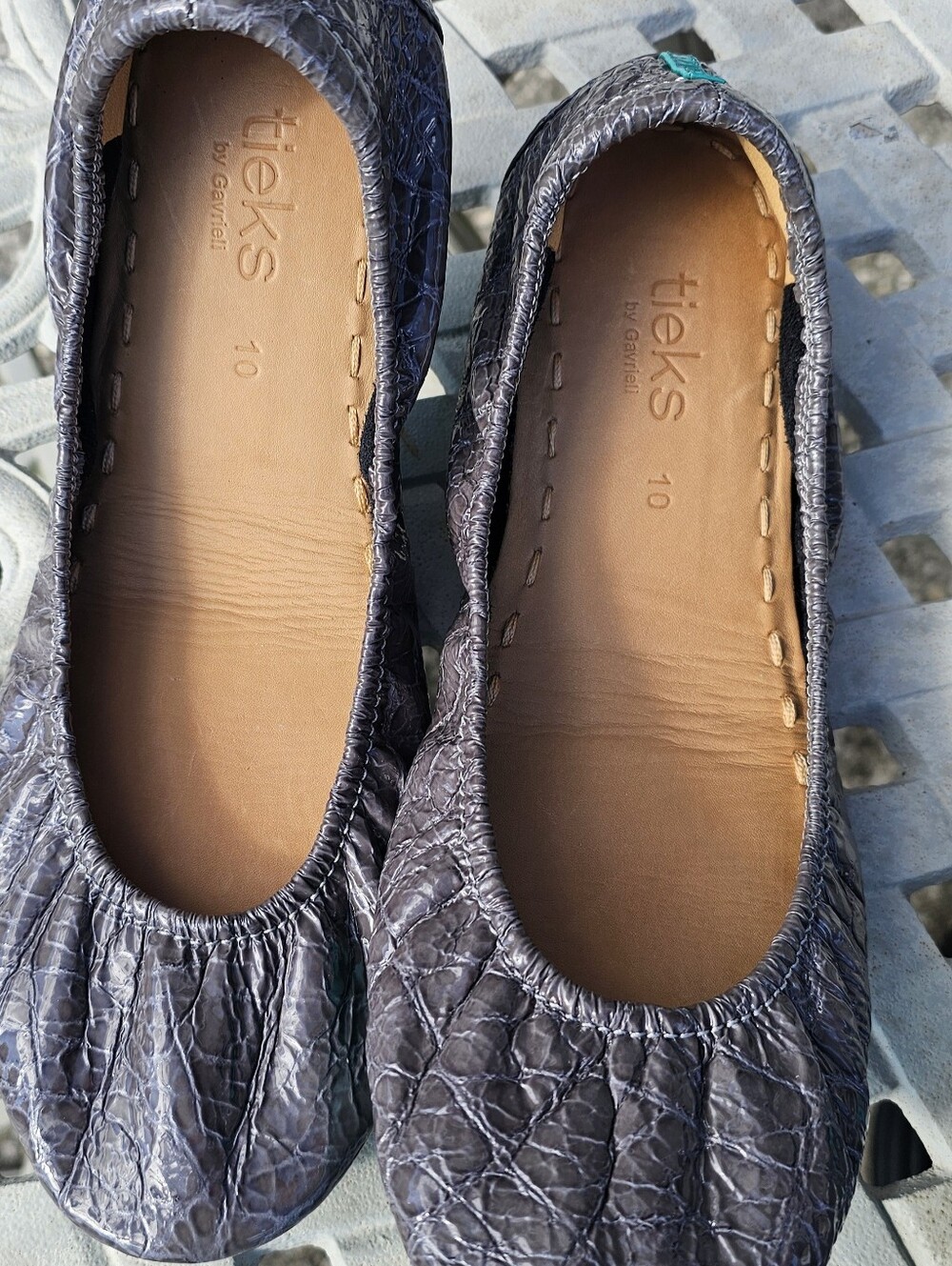 Tieks Slate Gray Croc Size 10